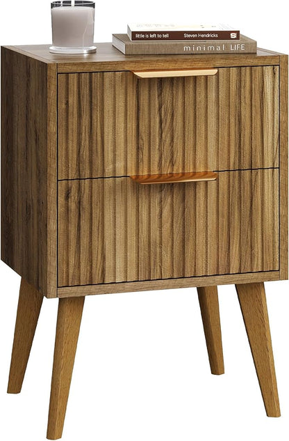 Fluted Nightstand with 2 Drawers,Modern Bedside Table with Metal Handles,White Side Table with Solid Wood Legs,Mid Century End Table for Living Room,Bedroom,Caramel Oak CTG55BR