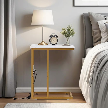 VECELO C Shaped End Side Table with Charging Station & Power Outlets for Couch Sofa/Bed Snack TV Tray with Metal Frame for Living Room Bedroom 1 Set, Gold