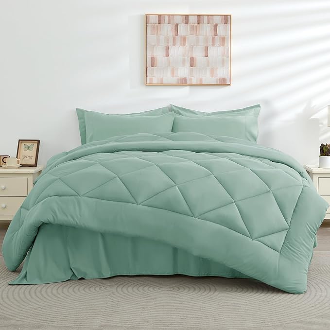 HEVUMYI Sage Green King Comforter Set - 7-Piece All Season Bed in a Bag King, Ultra Soft Bedding Set with Comforter, Flat Sheet, Fitted Sheet, Pillowcases, Pillow Shams, Sage Green