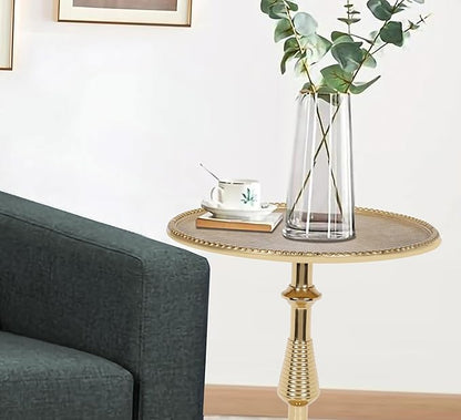 CLEENTABLE Gold Metal Pedestal Side Table - Round Aluminum Accent Table for Living Room, Small Drink Table for Sofa, Bedside or Entryway - Vintage Brass Finish, Modern Glam Décor