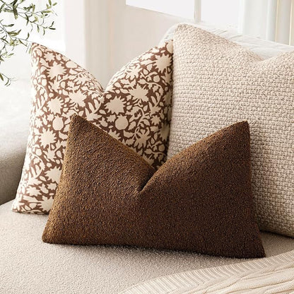 Foindtower Pack of 2 Textured Boucle Throw Pillow Covers Accent Solid Decorative Lumbar Pillow Cases Cozy Couch Cushion Case for Chair Sofa Bedroom Living Room Home Decor 12x20 Inch Hazel Brown