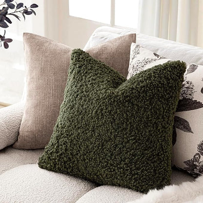 Foindtower 2 Pieces 22x22 Inch Olive Green, Faux Fur Throw Pillow Cover Accent Sherpa Furry Pillow Covers Fuzzy Soft Pillowcases Cozy Sheepskin Decorative Fleece Cushion Case for Bed Couch Living Room
