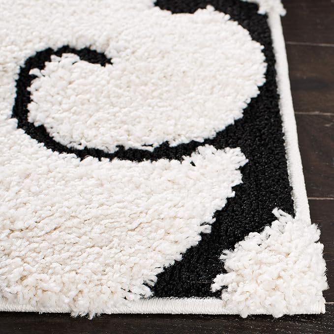 SAFAVIEH Florida Shag Collection Accent Rug - 2'3" x 4', Ivory & Black, Scroll Design, Non-Shedding & Easy Care, 1.2-inch Thick Ideal for High Traffic Areas in Foyer, Living Room, Bedroom (SG455-1290)