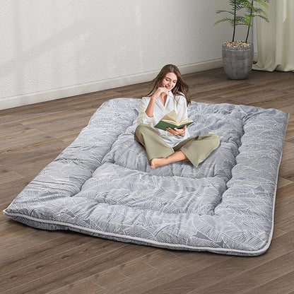 Japanese Floor Mattress,4" Thicken Japanese Floor Sleeping Pad Foldable,Futon Mattress Suitable for Camping and Guest Room (Grey, Full (80" X 47"))