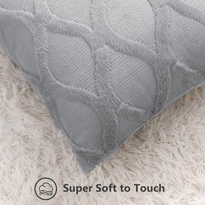 decorUhome Throw Pillow Covers 20x20 Inch Set of 2, Soft Plush Faux Fur Wool Grey Couch Pillow Covers, Decorative Neutral Pillow Cases for Bed Sofa Living Room Home Decor