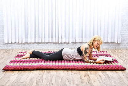 Leewadee - Foldable Floor Mattress - Japanese Roll Up Futon -Trifold Tatami Mat- Guest Floor Bed - Camping Mattress - Thai Massage Mat, Kapok Filled, 75 x 57 inches, Auburn Pink