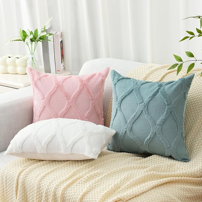 decorUhome Throw Pillow Covers 22x22 Inch Set of 2, Soft Plush Faux Fur Wool Light Pink Couch Pillow Covers, Decorative Neutral Pillow Cases for Bed Sofa Living Room Home Decor