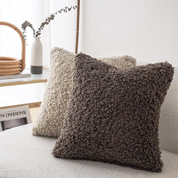 Foindtower 2 Pieces 24x24 Inch Chocolate, Faux Fur Throw Pillow Cover Accent Sherpa Pillow Fuzzy Soft Pillowcases Sheepskin Decorative Fleece Cushion Case for Bed Couch Living Room