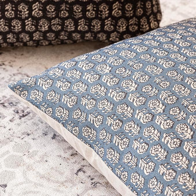 Foindtower Set of 2 Decorative Neutral Floral Print Throw Pillow Covers Vintage Accent Farmhouse Cushion Covers Boho Home Decor for Sofa Chair Couch Bedroom Living Room Outdoor,18×18 Inch,Dusty Blue