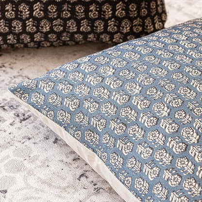 Foindtower Set of 2 Decorative Neutral Floral Print Throw Pillow Covers Vintage Accent Farmhouse Cushion Covers Boho Home Decor for Sofa Chair Couch Bedroom Living Room Outdoor,18×18 Inch,Dusty Blue