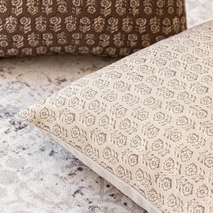 Foindtower Set of 2 Decorative Neutral Floral Print Throw Pillow Covers Vintage Accent Farmhouse Cushion Covers Boho Home Decor for Sofa Chair Couch Bedroom Living Room Outdoor,18×18 Inch,Ivory Beige