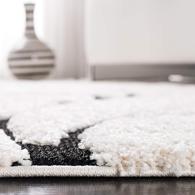 SAFAVIEH Florida Shag Collection Area Rug - 8' Square, Ivory & Black, Scroll Design, Non-Shedding & Easy Care, 1.2-inch Thick Ideal for High Traffic Areas in Living Room, Bedroom (SG455-1290)