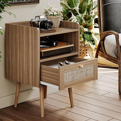 Night stand Set of 2, Bedside Tables with Charging Station, Rattan End Tables, Bed Side Tables, Wood Nightstands set of 2 for Farmhouse Kids' Room Bedroom Living Room Dorm Sofa Office Corner(Brown)