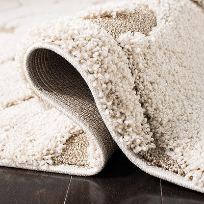 SAFAVIEH Florida Shag Collection Area Rug - 4' Square, Cream & Beige, Scroll Design, Non-Shedding & Easy Care, 1.2-inch Thick Ideal for High Traffic Areas in Living Room, Bedroom (SG455-1113)