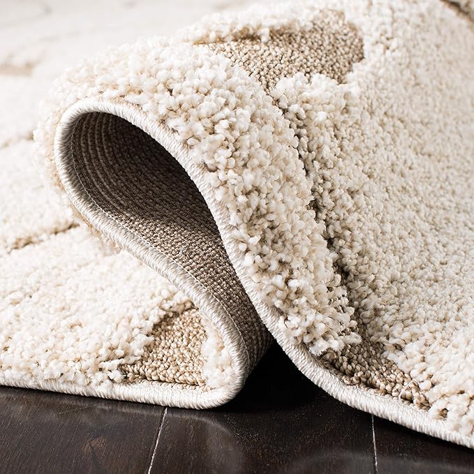 SAFAVIEH Florida Shag Collection Area Rug - 5' Square, Cream & Beige, Scroll Design, Non-Shedding & Easy Care, 1.2-inch Thick Ideal for High Traffic Areas in Living Room, Bedroom (SG455-1113)