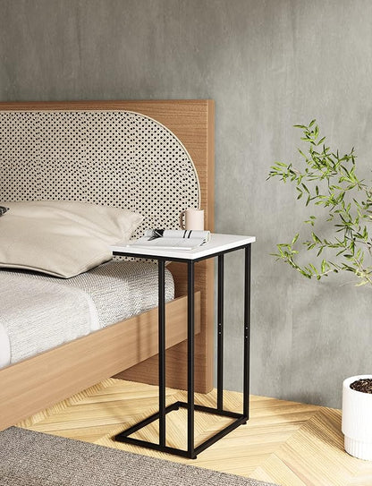 Innerjoin Wide C Side Table,C Couch Laptop Table with Metal Frames, Small Snack End for Sofa and Bed, Retro Table, Living Room Bedroom, Industrial Style, White