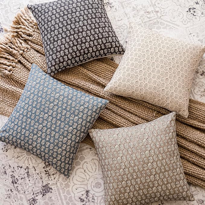 Foindtower Set of 2 Decorative Neutral Floral Print Throw Pillow Covers Vintage Accent Farmhouse Cushion Covers Boho Home Decor for Sofa Couch Chair Bedroom Living Room Outdoor,24×24 Inch,Ivory Beige