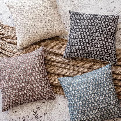 Foindtower Set of 2 Decorative Neutral Floral Print Throw Pillow Covers Vintage Accent Farmhouse Cushion Covers Boho Home Decor for Sofa Couch Chair Bedroom Living Room Outdoor,18×18 Inch,Black