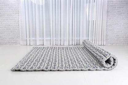Leewadee - Foldable Floor Mattress - Japanese Roll Up Futon -Trifold Tatami Mat- Guest Floor Bed - Camping Mattress - Thai Massage Mat, Kapok Filled, 75 x 57 inches, Blue White